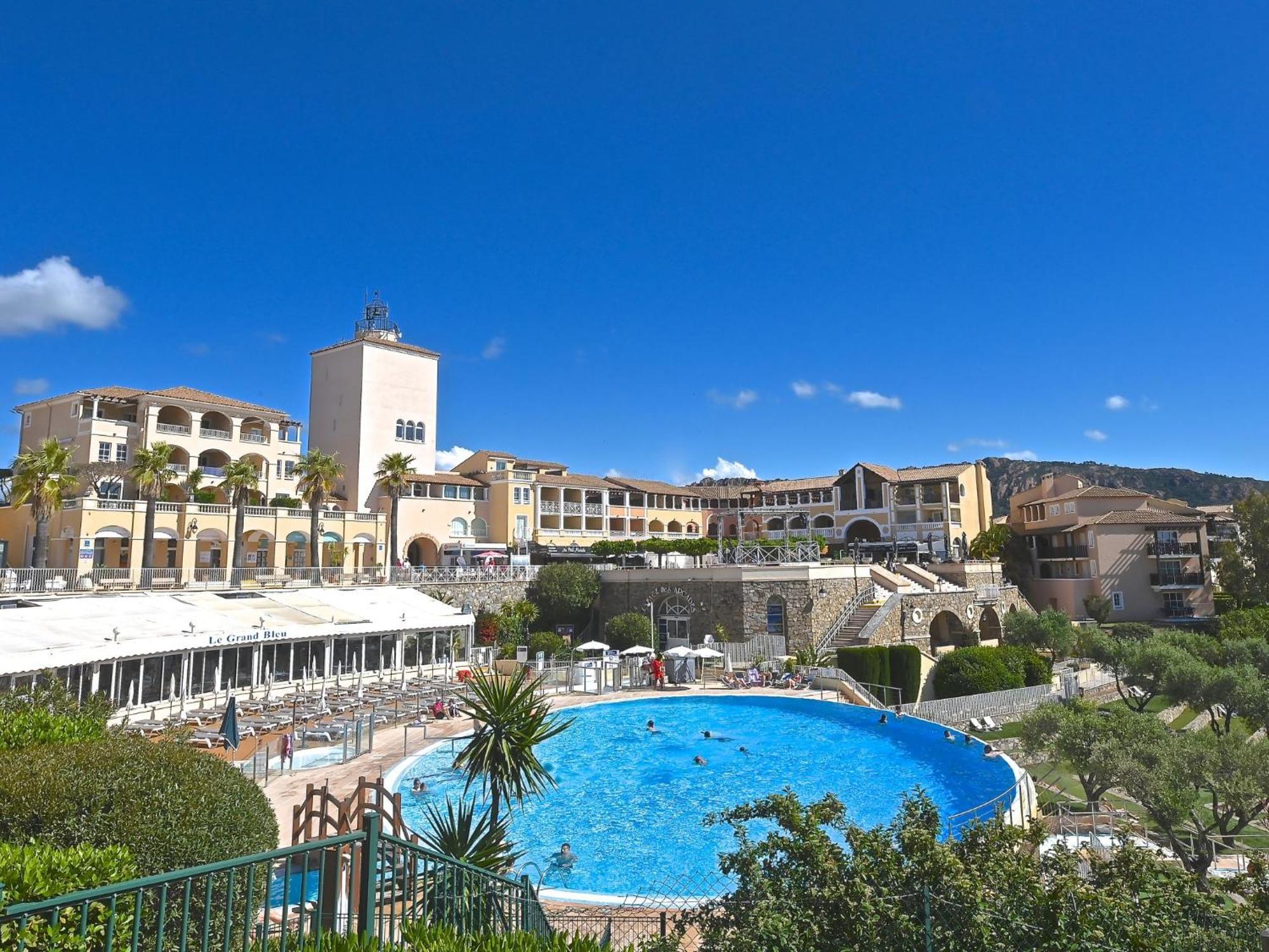 Apartment Village Cap Esterel - Le Village-9 By Interhome Saint-Raphaël Exterior foto