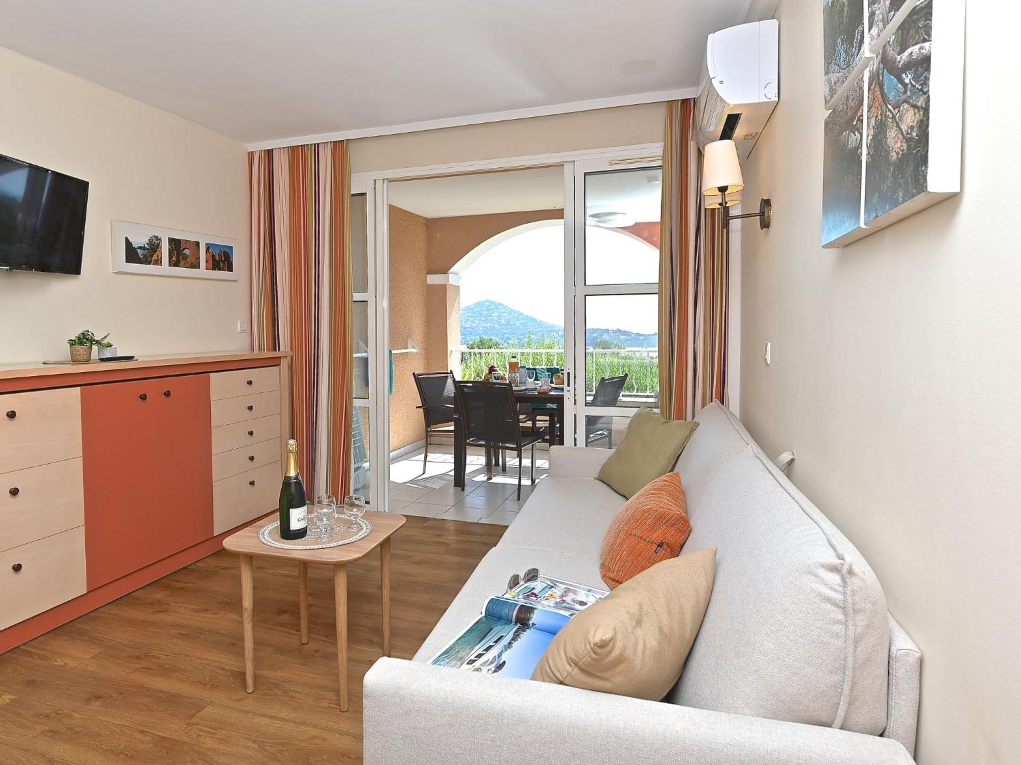 Apartment Village Cap Esterel - Le Village-9 By Interhome Saint-Raphaël Exterior foto